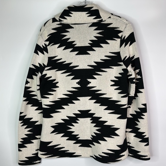 CHAPS Aztec Cardigan Button Front Sweater Size Medium - Picture 4 of 8